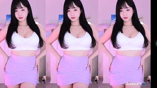 Han Jina Big Titty Asian in White Top Dancing Afreecatv Video