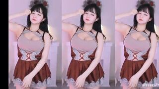Han Jina In a Sexy Dress Dancing and Showing off Afreecatv Video