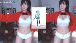 Han Jina Cute Dancing While Shaking Tits In Bra Afreecatv Video