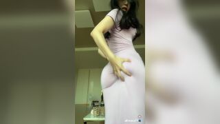 Kimjeewoo529 Big Booty Asian Squeezing Bootycheeks Hard Video