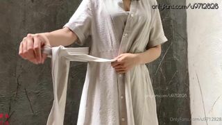 Yunyun Teasing Her Hot Body Outdoor Onlyfans Leaked Video