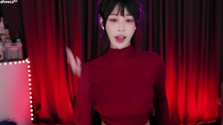 Haru Dancing While Flashing Her Big Boobs Afreecatv Video