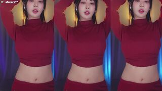 Haru Shows Off Her Juicy Curvy Booty When Dancing on live Cam Afreecatv Video
