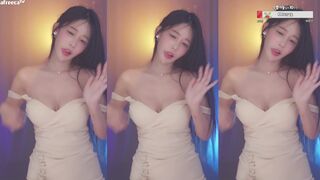 Haru Hot Big Titty Asian Dancing While Teasing Her Hot Boobs On Live Video