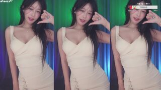 Haru Asian in a Sexy Dress Showing off While Shaking Booty Afreecatv Video
