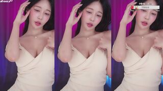 Haru Hot Korean Dancer Showing Off on Live Afreecatv Video
