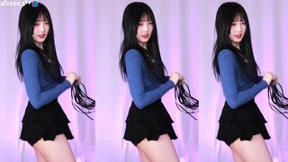 Yjk011599 Hot Dancer In a Sexy Dress Exposing and Showing off While Dancing Video