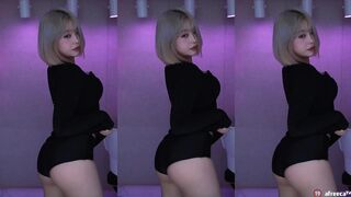 Korean Naxttyy1358 Hottie Showing Off her Big Booty While Shaking It Hard Afreecatv Video