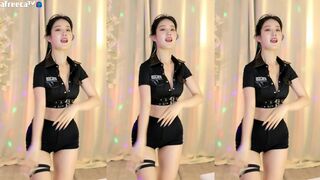 Endolphlin Shaking Booty and Showing Off While Dancing Afreecatv Video