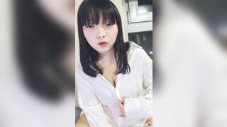 Hansom Chubby Asian Flashes Her Hot Big Boobs On Cam Video