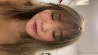 Xinniefxy Teasing Her Fans And Soft Moaning Onlyfans Video