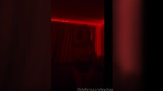 Icychaa Gives Head And Banged Hard Before Sleep Onlyfans Video