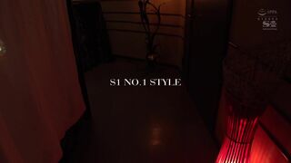 Kaede Fuua Hot Asian Got her Pussy Fucked After Giving Him a Sensual Massage Video