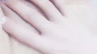 Kbj Syubin Fingers and Fucks Her Pussy With Toys Until She Cums Video