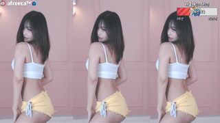 Haru Shaking Her Bubble Butt While Dancing And Teasing Afreecatv Video