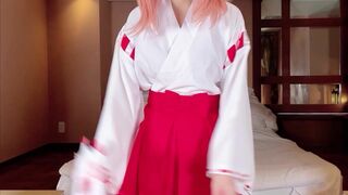 Horny Babe Vibrating Nipples And Puts A Huge Dildo In Pussy While Wearing Analplug Tail Video