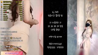 Cute Babe Big Tit Teasing And Nipple Slip While Dancing Video