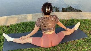 ZhouYiQin Stretching Full While Wearing Tight Jean Outdoor Relaxing ASMR Video