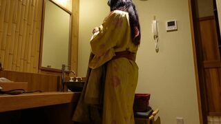 Unagichan Removes Her Kimona And Taking A Nude Bath Video