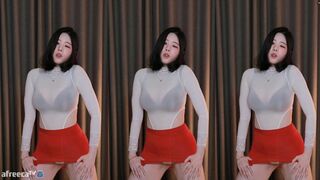 Gusdk2362 Touches Her Tits On Seethrough Clothes While Dancing AfreecaTV Video