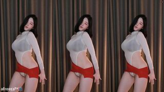 Gusdk2362 Touches Her Tits On Seethrough Clothes While Dancing AfreecaTV Video