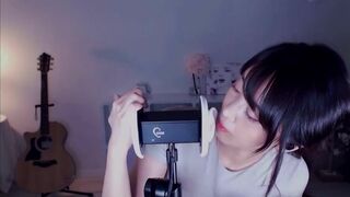 Mimojoo Licking Ears And Teasing Her Horny Fans ASMR Video