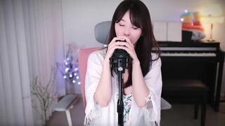 Mimojoo Teasing Her Fans With Her Nails And Whispers ASMR Video