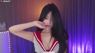 Haru S2 Shaking Tits And Touching Ass While Dancing AfreecaTV Video