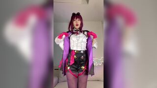Meriol Chan Hot Asian Cosplayer Showing her Sexy Booty Video