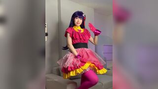 Meriol Chan Asian In Cute Frock Showing Booty On cam Video