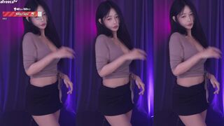 Haru S2 Asian Model In Black Short Skirt Dancing On Live Afreecatv Video
