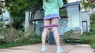 ZhouYiQin Sexy Asian Exposing her Pussy and Ass While Doing Workout Early in Morning Video