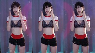 Yule Cutie Wearing Tight bra and Tiny Shorts Showing off When Dancing Video