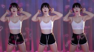 Yule Asian Hottie With Perky Bouncing Boobs Showing Off Video