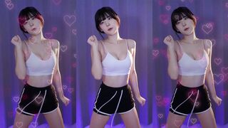 Yule Asian Hottie With Perky Bouncing Boobs Showing Off Video