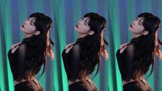 yule_.0.03 Super Hot Asian Dancing It Sexy On Live Video