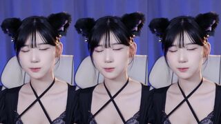 yule_.0.03 Cute Asian Wild Teen Teasing Fans Video