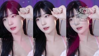yule_.0.03 Asian Sexy Cheerful Teen On Live Cam Video