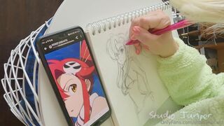 Studio Juniper Asian Girl Sketching While Showing her Pussy On Mirror onlyfans Video