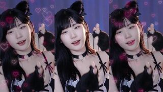 yule_.0.03 Cute Young Asian Dances Video