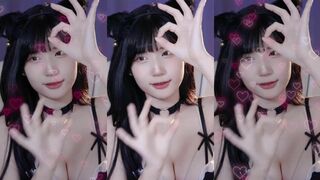 yule_.0.03 Naughty Teen Getting Boobs Caught On Live Cam Video