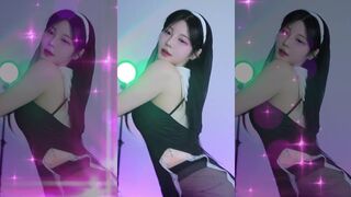 p_tilda Pretty Eyed Asian Dancer Entertaining her Fans Video