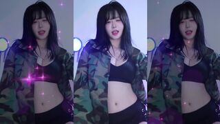 p_tilda Hot Asian Model Dancer In Live Video