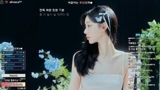 ayoona Teasing Tits On Live Cam Afreecatv Video