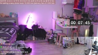 ny991017 Asian Harley Quinn Cosplayer Showing Her Thicc Ass On Live Video