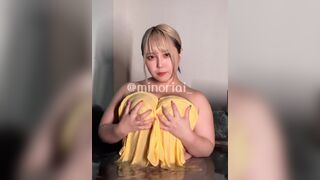 I_cup_JD Asian Reveals her Squeezing Boobs On Bathtub Video