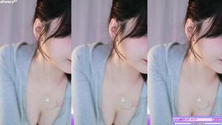 Chujeong Pretty Korean Model Dancing on Live Afreecatv Video