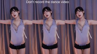 yule_.0.03 Naughty Asian In Tiny Shorts Dancing Video