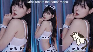 yule_.0.03 Pretty Wild Asian Teen Sexy Dancer Video