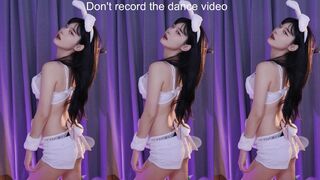 yule_.0.03 Asian Korean Teen Sexy Dance Shaking Ass Video